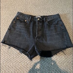 Agolde Parker black jean shorts size 29